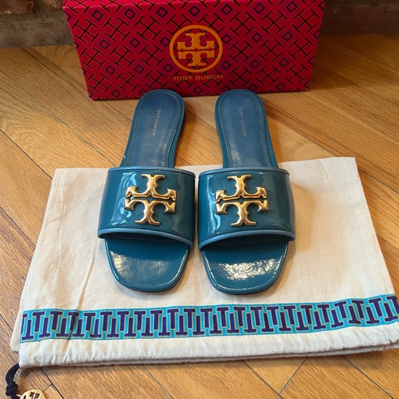 Tory Burch Patent Leather Eleanor Slides - Picture 3 of 13